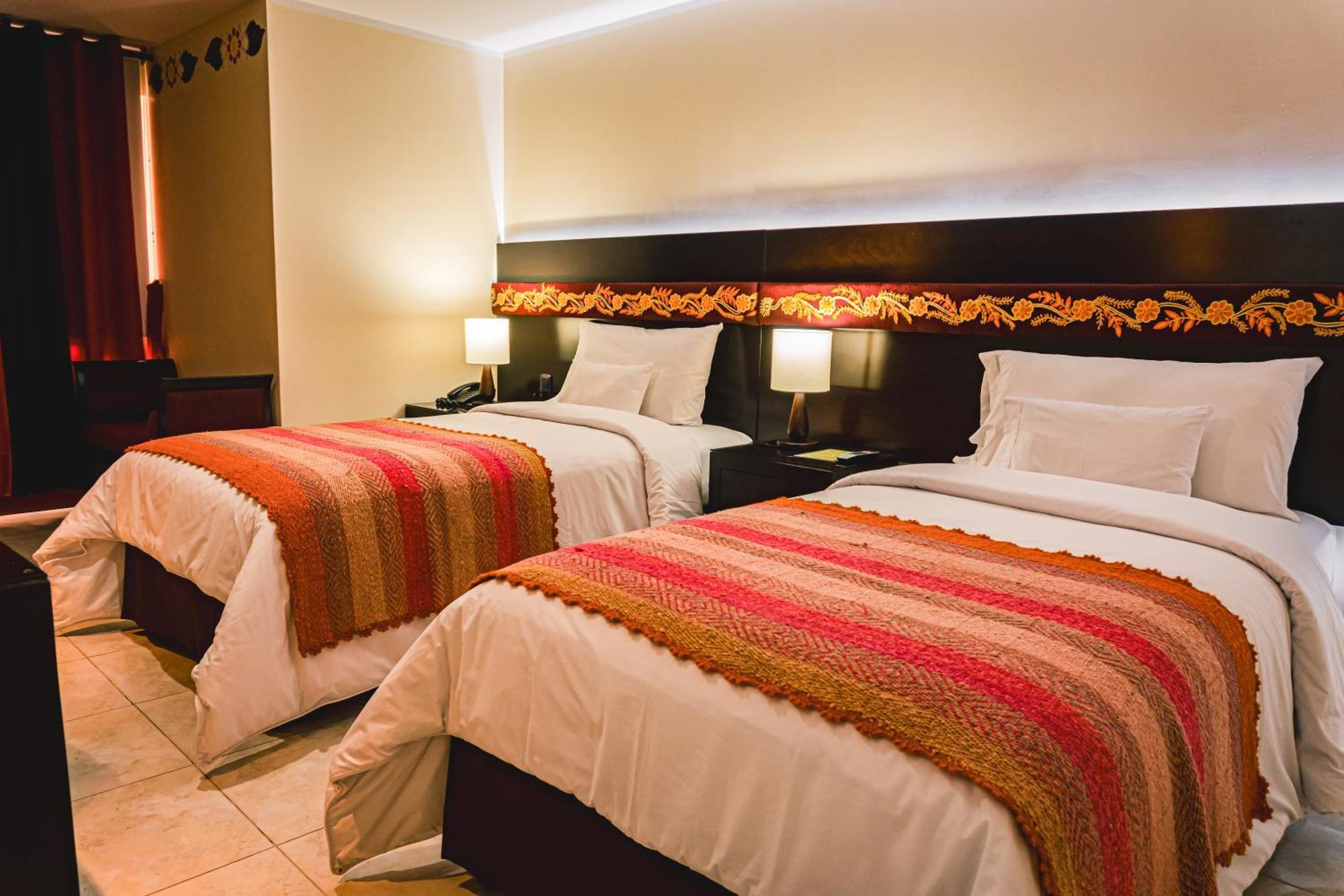 Altipacha Ayacucho Hotel Bagian luar foto