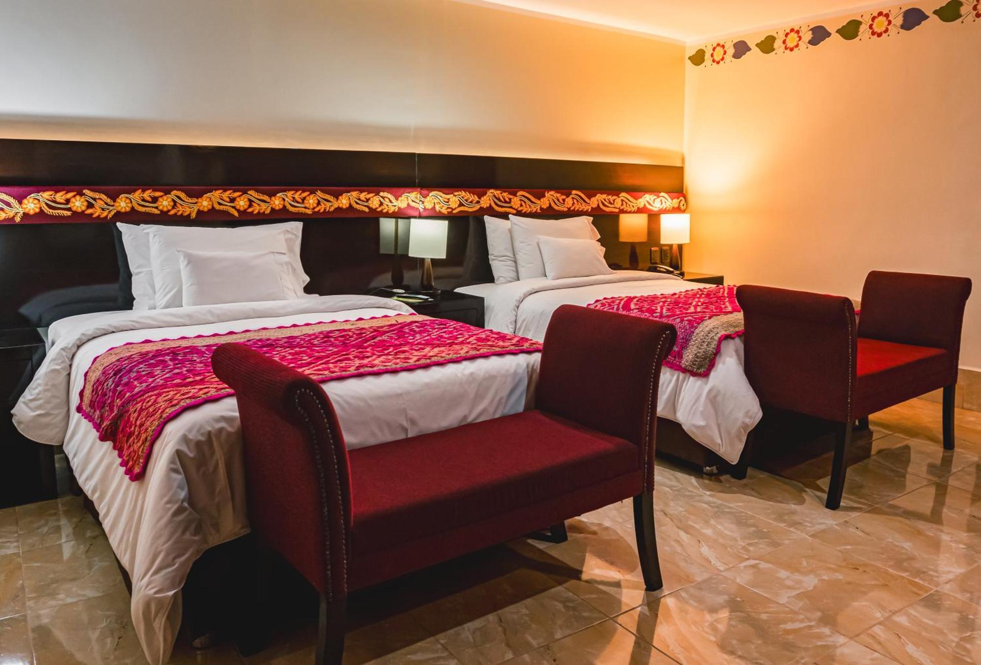 Altipacha Ayacucho Hotel Bagian luar foto