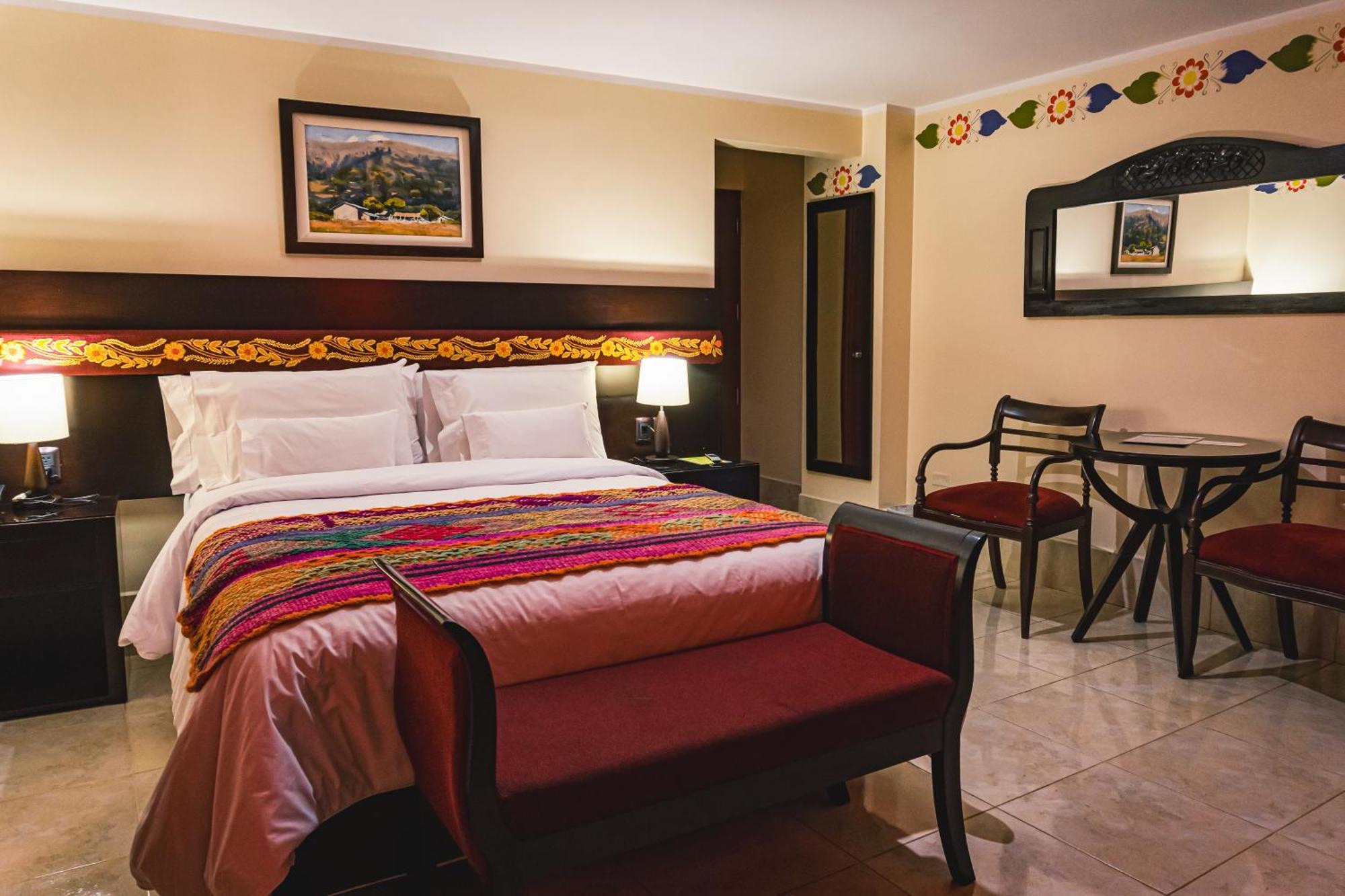Altipacha Ayacucho Hotel Bagian luar foto
