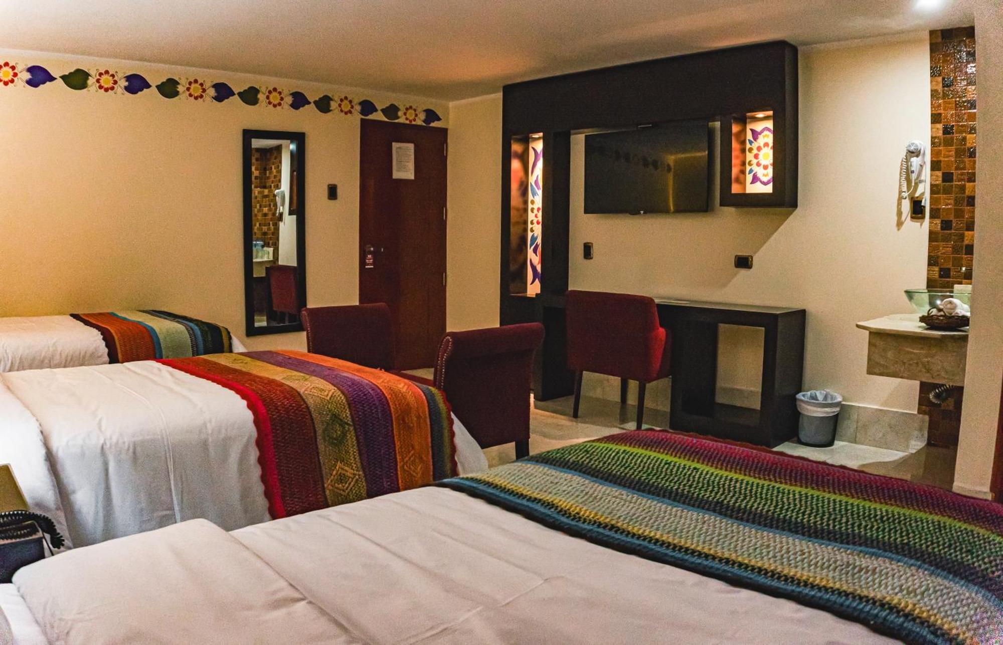 Altipacha Ayacucho Hotel Bagian luar foto